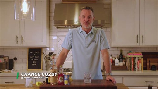 This golf cart pool float will be the star of your next party | I Tried It