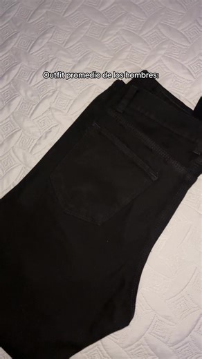 Lo más básico😍 #perfume #lebeauleparfum #scandalleparfum #oufit