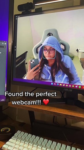 Best Webcam for PC with 2K Resolution and Ring Light | Webcam Toy & Camera Site