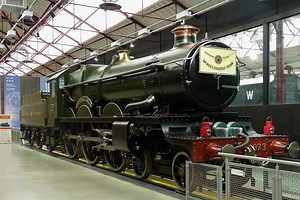 GWR 4073 Class 4073 Caerphilly Castle - Alchetron, the free social encyclopedia