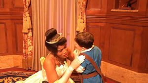 576 reactions · 199 shares | WHAT A CHARMER! ❤️ A mother captured this heartwarming moment at Disney World between Princess Tiana and her 6-year-old son, Jackson, who has autism. You have to see Tiana's reaction!  STORY: https://tinyurl.com/w99m2rh | FOX 35 Orlando | Facebook