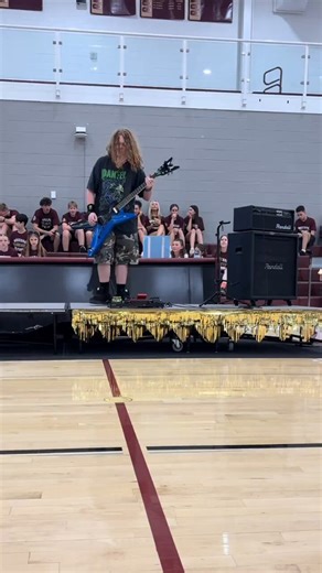 i knew a guy like this in college and he could not play to a beat even with a metronome