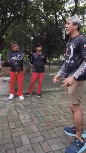 54K reactions · 732 shares | FMA SELF DEFENSE TRAINING ❤️❤️❤️ #tutorial #fypシ゚viralシ #fbreelsfypシ゚viral #viralreels #kali #fblifestyle | Red Dilla | Facebook