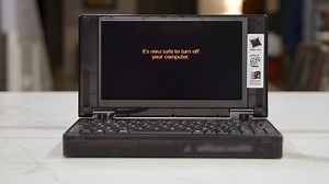 A few weeks with the Pocket 386, an early-‘90s-style, half-busted retro PC