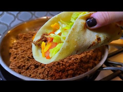These ground beef soft tacos come together QUICK! Dinner recipes