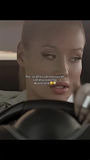 Iggy Azalea: La Princesa del Rap en 2016