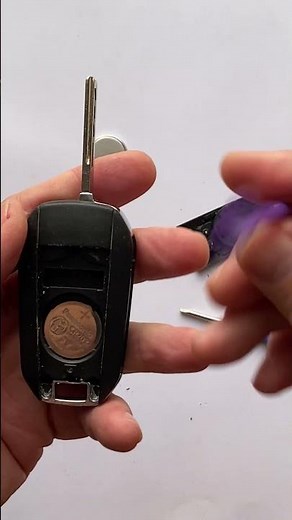 Citroen DS3 key fob battery replacement 2019-2024
