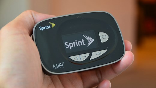 Sprint MiFi 500 LTE by Novatel Wireless review: Compact and easy to use, but flimsy and slow