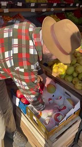 #freshmarket #thebestisfresh #reclamaavantgardenbartolomeu #best #natural #authentic #fruits #vegetables #grocerystore | Fresh Market | Facebook