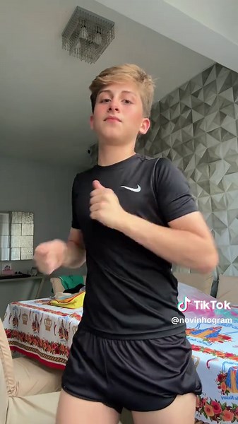 Os vídeos de BROTHERAGEM (@novinhogram) com som original - BROTHERAGEM