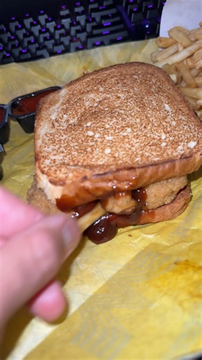 Arch that back 🙏🏾 #whataburger #chicken #fyp #food #viral | food