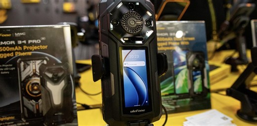 ｢特殊装備｣しかないスマホ｢UleFone Armor｣シリーズ