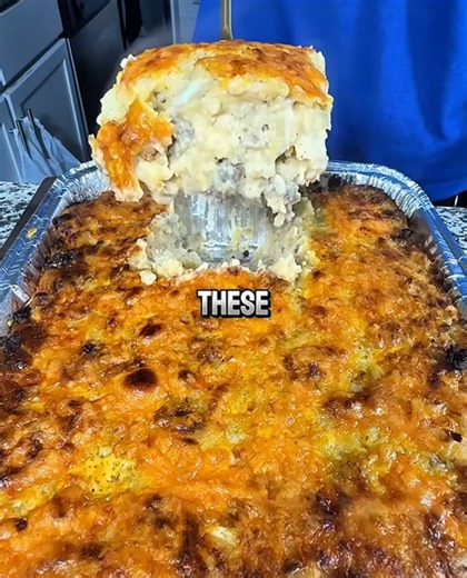 Philly steak funeral potatoes 🥩🧀🥔🔥 cheesy hashbrown casserole edition 😍💯 rich, comforting & so addictive 🤤✨🍽️💥