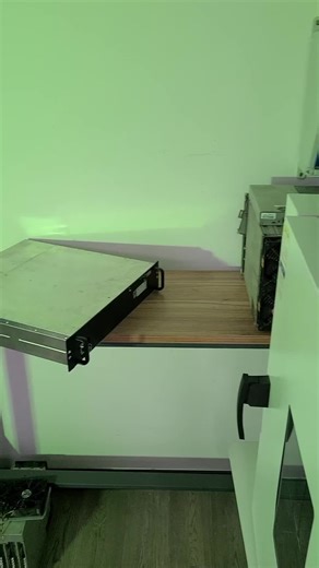 Why elite miners never rely on air alone #watercooling #miningfarm #jinglemining #bitcoinmining #dogecoin #asicminer #bitcoin #crypto #bitcoinmining #cryptocurrency #jinglemining #factory #Motherboard #Repair #Electronics #PCB #Miner