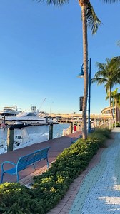 Enjoy Live Music and Beautiful Weather at Sailor’s Return! There’s no better way to take in the cool breeze and sunshine than with live music, great food, and drinks at our outdoor patio and bar! Happy Hour from 3:30 pm - 6:00 pm daily – enjoy your favorite drinks and tasty bites in the perfect setting. Reserve your table today – Patio, Tiki, or Dining Room, all available online. Or stop in to check out the stunning view! 🔗 Book now at TheSailorsReturn.com or 📞 (772) 872-7250 🎶 Live Music Lin