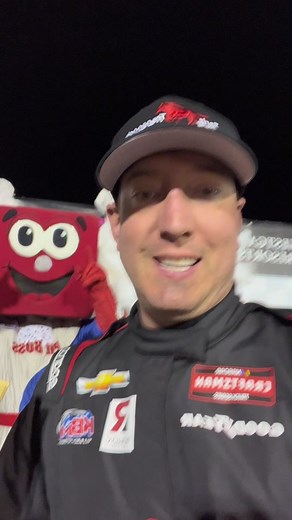 Kyle Busch Victory at Las Vegas Motor Speedway