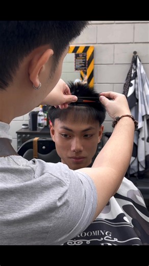 1M views · 20K reactions | this is your sign to get a front line up>>> #lineup @88 Barber House Nhà Bè  #88barberhouse2 | 88 Barber House | Facebook