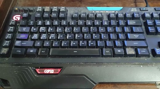 Logitech G910 Keyboard Overview