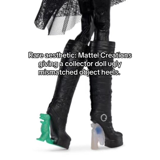 Like at least just make them match 😭😭😭 #monsterhigh #dollcollector | Doll Collector