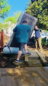 Hot Tub Quick Move 2 Men Moving 1 Viking Spa 500 lb #howto #Spa #DIY #Tips