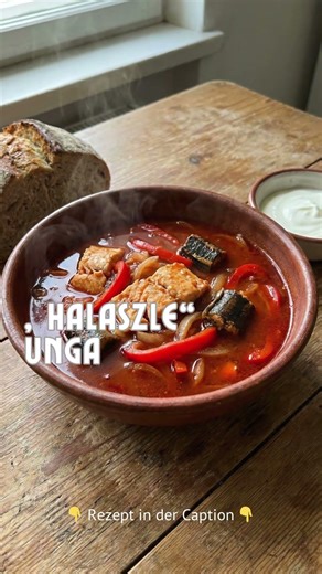 Halaszle Ungarischer Fischeintopf mit geräuchertem Aal, Forelle und Paprika #shorts