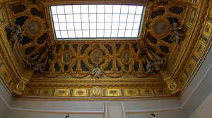 Louvre Museum Interior Walkthrough – Paris, France