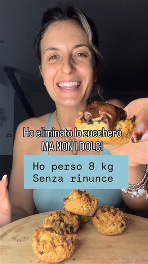 TILDE ARESINI mammatris /perderepesocongusto on Instagram: "Scrivi STRONG per INZIARE con me il programma 28 giorni strong ! 🍪 Sbricioline Cookies fit 🍪 Croccanti fuori, morbide dentro… e soprattutto senza sensi di colpa 😍 Perfette per colazione, merenda o quando hai voglia di dolce ma vuoi restare leggera ✨ Ingredienti (stampo muffin o tortiera 18 cm): • 150 g farina d’avena • 50 g farina di mandorle • 30g dolcificante • ½ cucchiaio di lievito per dolci • 1 uovo • 20 gr olio d’oliva o cocco 