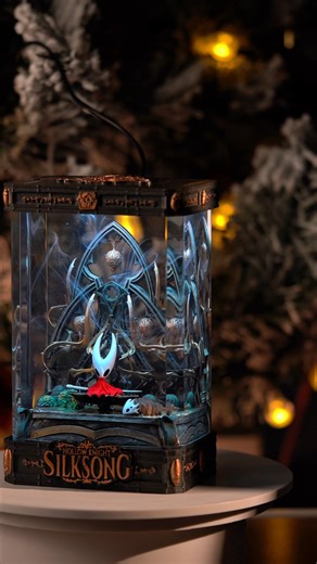 🌙✨ Bring the Magic of Hollow Knight to Christmas Night 🎁 This Christmas, give a gift that glows with meaning. Each Hollow Knight Silksong Lamp is handcrafted in resin, painted by artists with over 100 hours of work, capturing Hornet’s elegance and the mystic light of Hallownest. Perfect for any gamer’s setup, or a collector who loves indie games — it’s not just a lamp, it’s a story shining in your room. 🌌 🎄 Up to 50% OFF this week 🎁 Free Shipping Across the U.S. ✨ Limited handmade stock – o