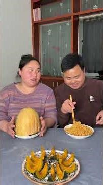 My stingy husband secretly ate all the eggs, luckily I had hidden some braised pork in advance.