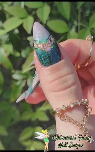 Tinkerbell-Inspired Fairy Nail Art