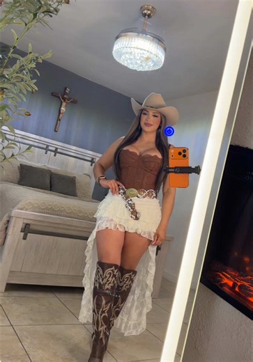 Creative Outfit Ideas for TikTok Fashion Enthusiasts