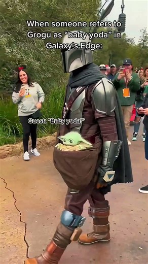 This Chewbacca impression went WRONG 💀 #starwars #disney #funny