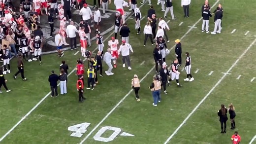 Classy: After a season-ending loss, #Chiefs DT Chris Jones went over to embrace #Raiders HC Pete Carroll. It may be the final game of Carroll’s legendary coaching career. | Nick Walters