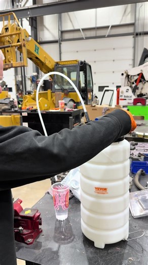 This @VEVOR Store fluid extractor works really well for sucking up oil water or any fluids you need! Comes with 3 size excretory hoses and you can use the pump or an air line! Easy to empty design and sturdy construction! #tools #mechanic #tool #heavyequipment #greenish