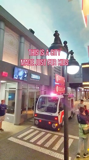 KidZania in @Visit Frisco is an entire city built just for kids, where kids can do real jobs and get paid. They learn about hundreds of professions and actually perform tasks like making a podcast, solving crimes, cleaning teeth, performing surgery, and more! There's so much to do here you can't possibly get to it all in one visit. Use code TEXASWANDERERS to save 15% on tickets through 7/31 #kidzania #friscotx #friscotexas #amusementparks #texasactivities #stufftodointexas #texasfun #dallastexas