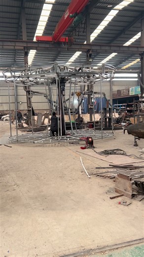 Actual photos from the production workshop of a carousel amusement ride.#amusementrides #amusementpark #factorysale #carouselrides #chinesemanufacturer