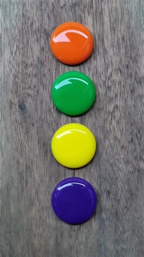 four color combination 😍 👌 #remix #music #dj #electronicmusic #newmusic #art #edms #musicmashup