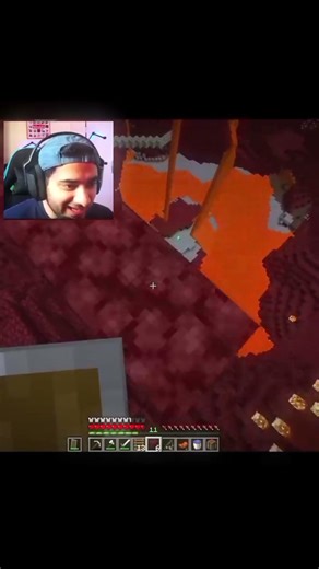 Smarty pie insane clutch in minecraft mahunt 1v5 (clutch god)#smartypie #minecraft@YesSmartyPie