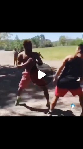 Cold Boxing on Instagram: "Name This Move 😅💬👇 Follow 🤜🔥 @cold.boxing 🔥🤛 for boxing DM Your Content, To Get Promotion On Our Page 💯 Subscribe Our YouTube Channel (Link In Bio) 💯 Disclaimer : No Copyright Intended | DM For Credits/Removal 💯 . . . . . . . . . . . . . #coldboxing #boxing #ufc #knockout #boxingday #knockouts #boxingknockouts #boxingmemes #boxingfun #boxingdayfun #boxinglife #muhammadali #mannypacquiao #miketyson #canelo #naoyainoue #conormcgregor #noboxingnolife"