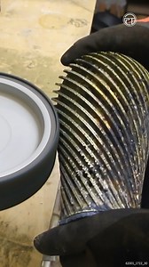 Presstube's Spiral Vase #satisfying #experiment #presstube #asmr | PressTube