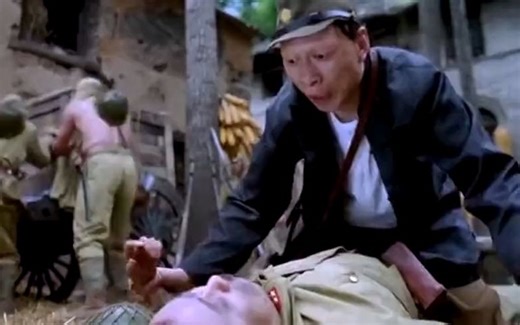 举起手来1经典搞笑片段，笑到肚子痛！