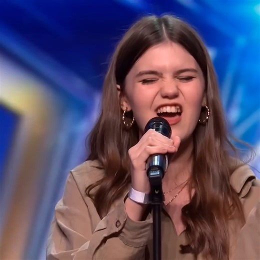 Beautiful girl’s amazing singing performance in BGT — all the judges were completely shocked and speechless! 😱🌟 Her voice touched everyone’s hearts ❤️🔥 | Reality Talent