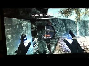 Skyrim pickpocket Trick! Fast/Easy level 100!