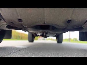 How to operate the 4x4 and rear diff lock on a 2003 Toyota Tacoma