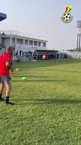 Chris Hughton giving them a tactics 🤫🤫🤫 | Fila Tv Worldwide