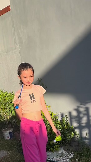 Modelling my new sport 😍 #fbreels #fbreelsvideo #fbreelsfypシ゚viral #Mary #goodtimes #goodvibes #wednesday #badminton #sportswear #modeling #followers | Nevelyn Young