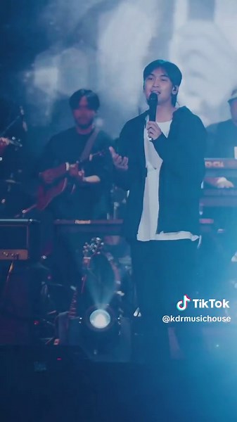 Adie: Live Performance of 'Paraluman' at Wish Date Concert
