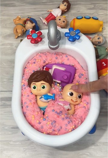 Asmr Cocomelon #asmr #coco #cocomelon #babyshark #asmrcoco