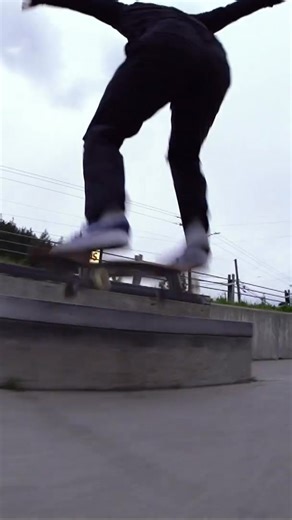 ✨ Hard to beat a classic. The Nike SB Zoom Janoski OG skate shoes deliver upgraded tech that captures the essence of Stefan Janoski's iconic low-profile vulcs. Shop now on tactics.com. | Tactics