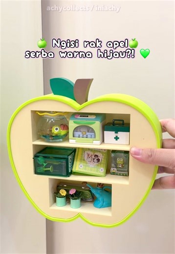 Miniatur serba warna hijau?! 💚🍏🍐🥦🥬🫑🫛 next enaknya warna apalagi guys?🩷❤️🧡💛💚🩵💙 #challenge #mini #mainan #trinkets #creatorsearchinsight color challenge miniature toys, cute toys to collect, japanese trinkets gashapon, alat tulis mini